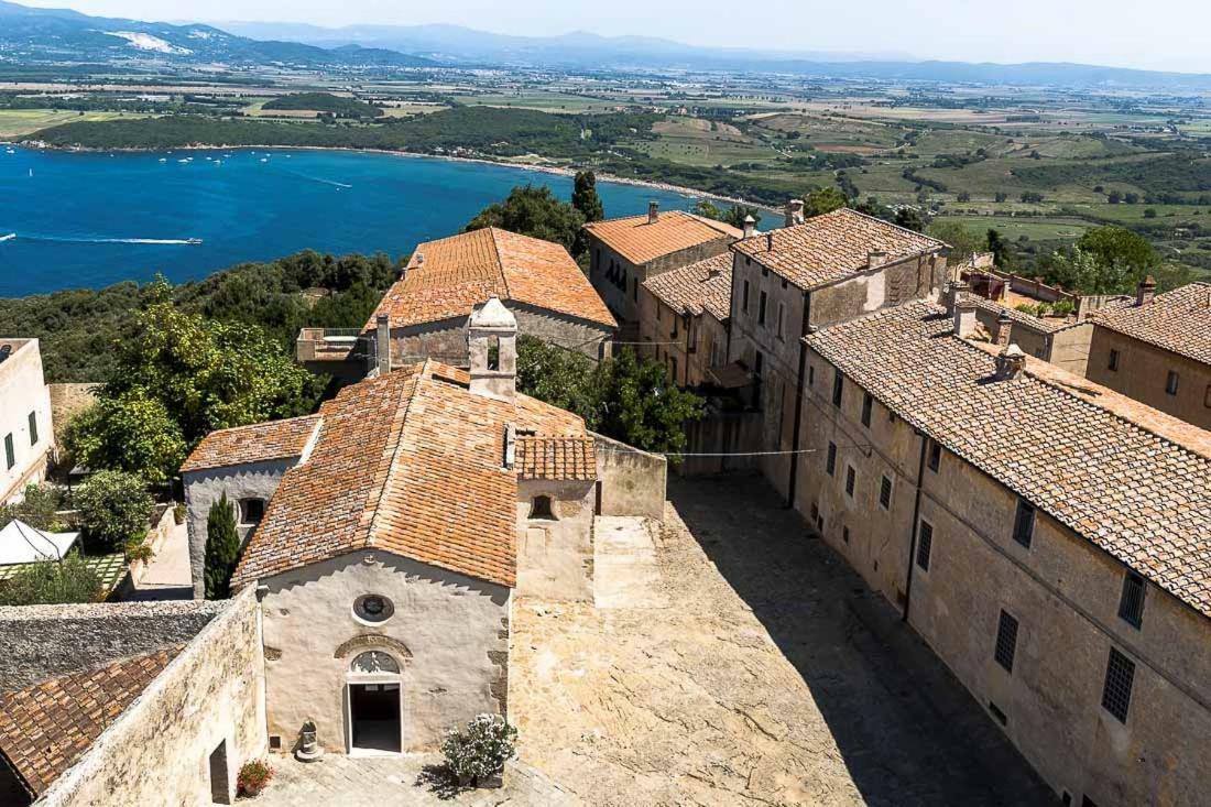 Centro Storico Apartment Casale Marittimo Exterior foto